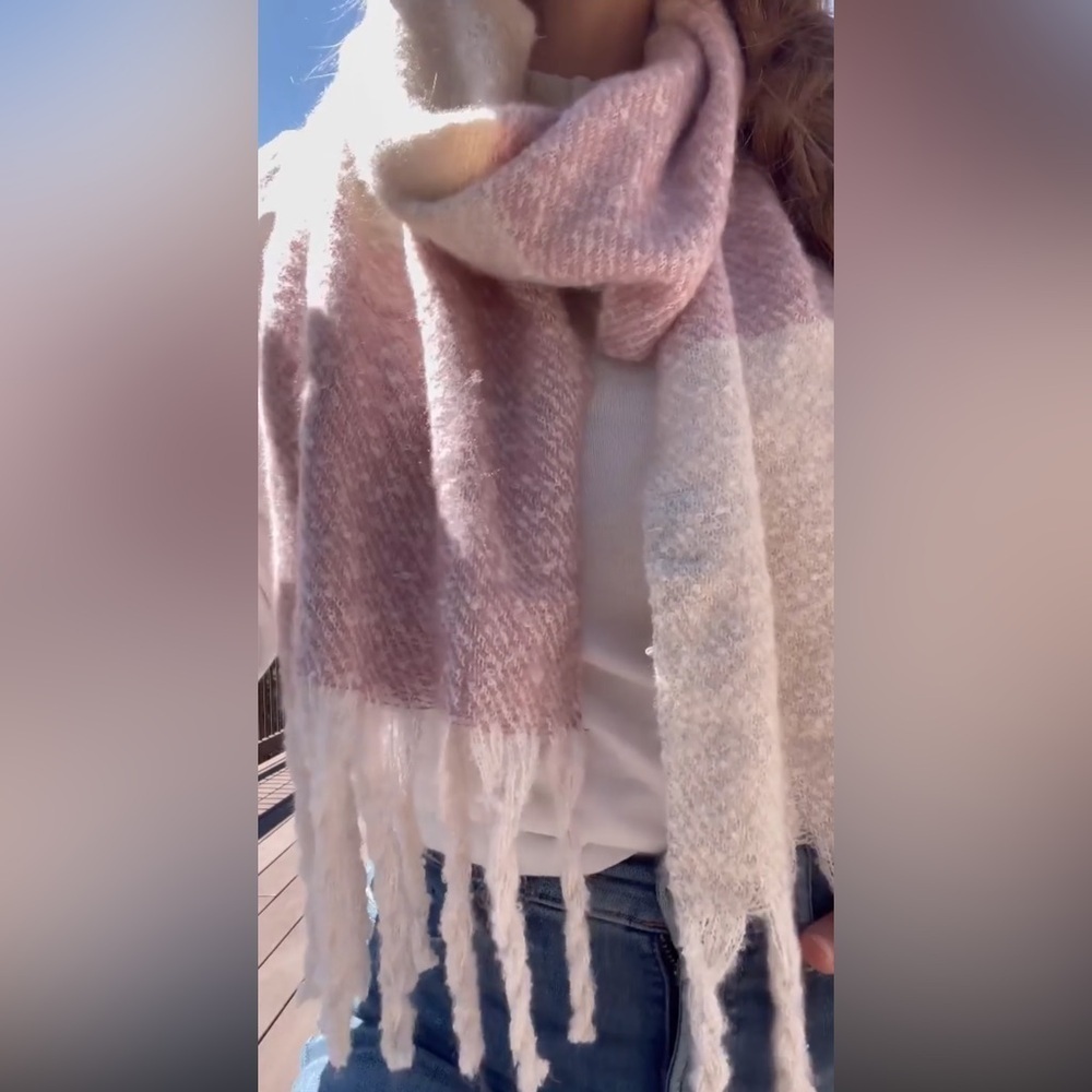 Scarf - Picture 8 of 13